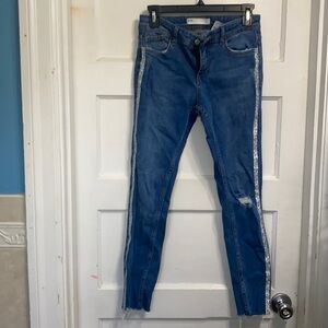 women Zara jeans size 4